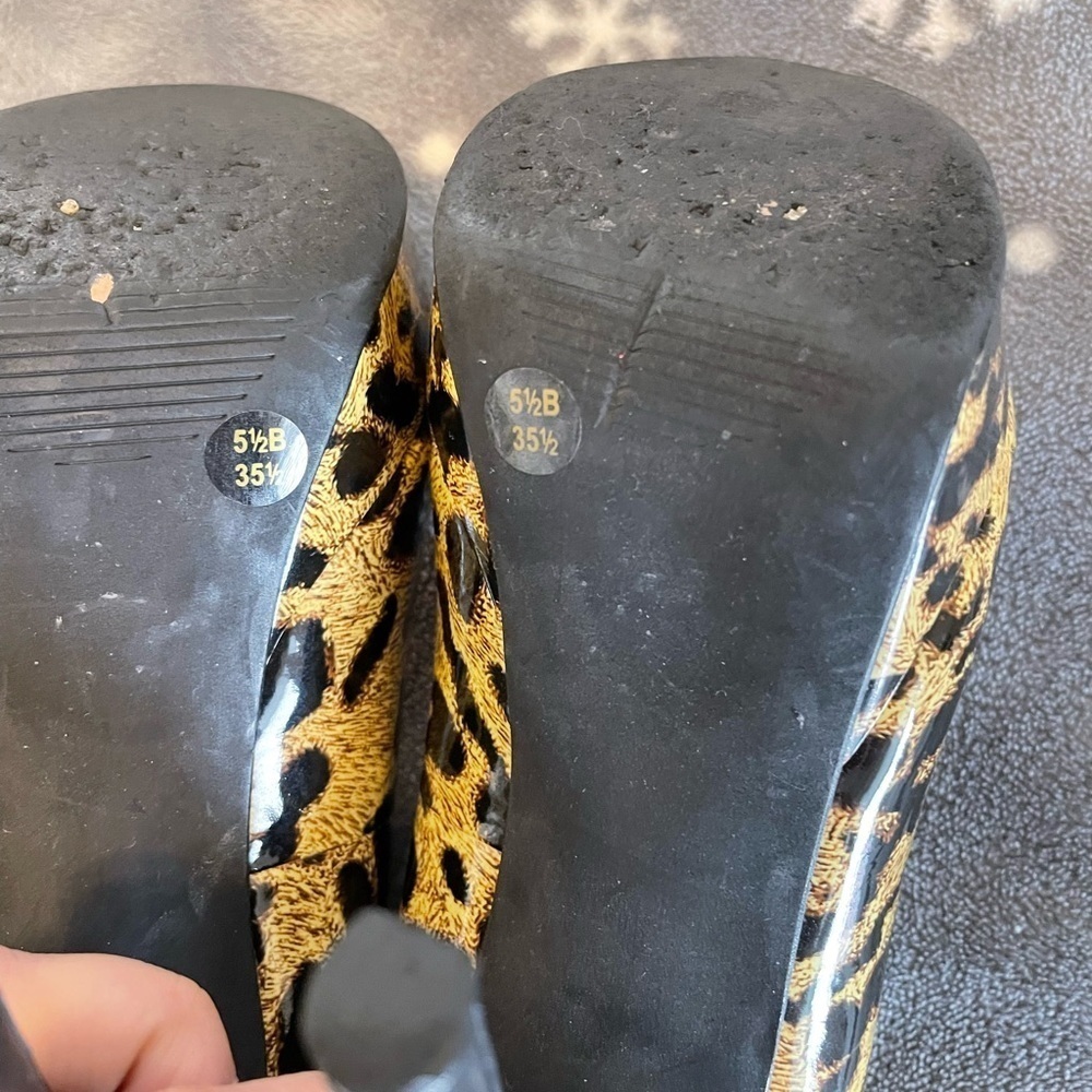 Jessica Simpson Leopard Cheetah Shoes - Picture 4 of 5